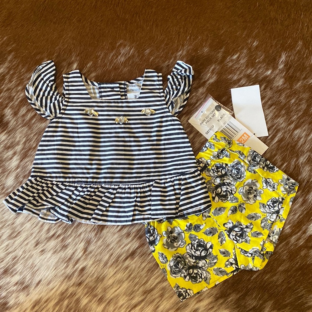 NWT stripe/floral outfit